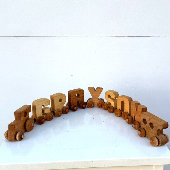 Handcrafted Wooden Magnetic 'Grayson' Train - Picture 1 of 5